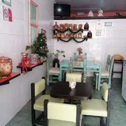 Café Y Maíz Restaurante Centro Queretaro (Santiago de Querétaro)