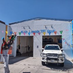 Carwash M&M (Santiago de Querétaro)