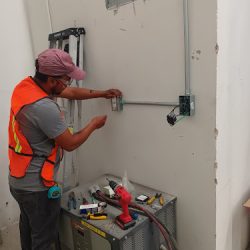Electricista Balderas (Santiago de Querétaro)