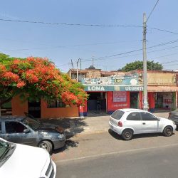 Ferretería Ilumina (Santiago de Querétaro)