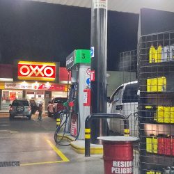 Gasolinera Litro Mil (Santiago de Querétaro)