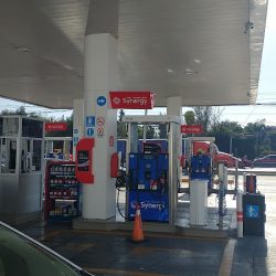 Gasolinera Universidad (Santiago de Querétaro)