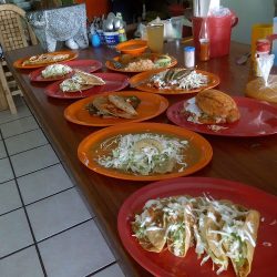 Gorditas Y Comida Corrida (Santiago de Querétaro)