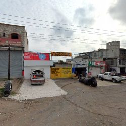 Hojalateria Y Pintura (Bernal)