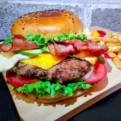 Las Hamburguesiñas (Jauregui) (Santiago de Querétaro)