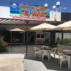 Mariscos Y Carnes El Mar (Santiago de Querétaro)