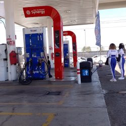 Mobil Bernardo Quintana (Santiago de Querétaro)