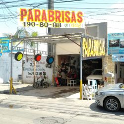Parabrisas Autocristales Constituyentes (Santiago de Querétaro)