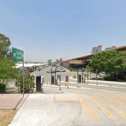 Petco Punto Sur (Express) (Santiago de Querétaro)
