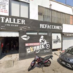 Refacciones (Santiago de Querétaro)