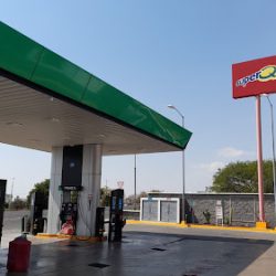 Servicio Petro Junipero (Santiago de Querétaro)