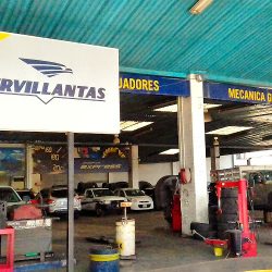 Servillantas Suc. Constituyentes Qro. (Santiago de Querétaro)