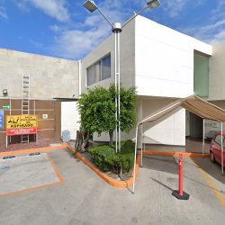 Super Servicio Quintana (Santiago de Querétaro)