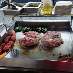 Tacos De Bistec Y Chorizo.