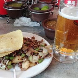 Tacos El Pata Plaza Constituyentes (El Pueblito)