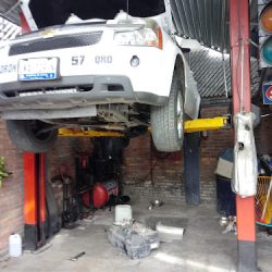 Taller Automotriz Lora Candiles (Candiles)