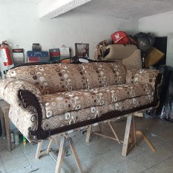 Tapiceria En Gral. Rojas (El Pueblito)