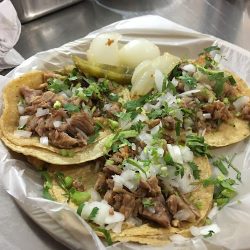 Taquería Los Cuñados (Santiago de Querétaro)