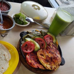 Taquería Y Parrillada Chapala (Santiago de Querétaro)