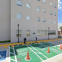 Tesla Destination Charger (Santiago de Querétaro)